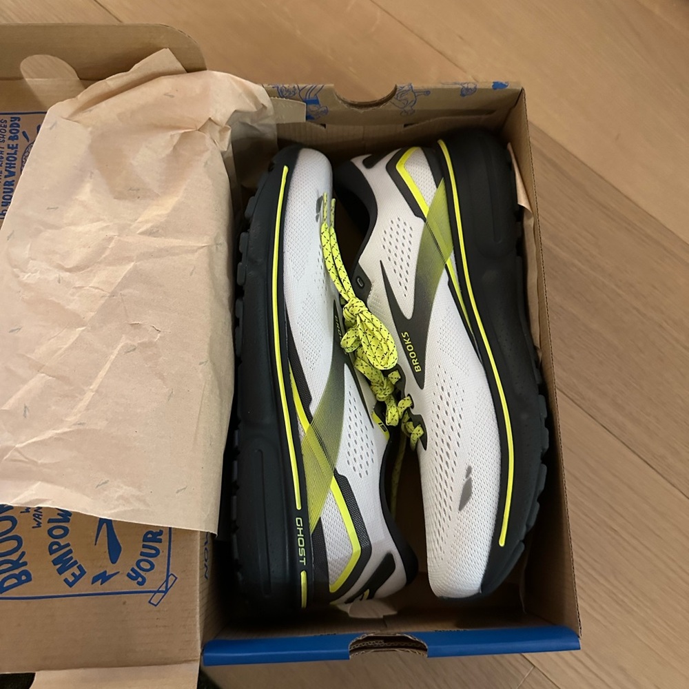 Brooks Men's Sneakers - Ghost 15